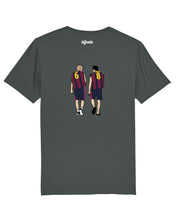 Cargar imagen en el visor de la galería, Camiseta Xavi e Iniesta

